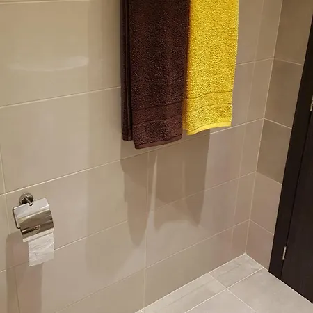 Апартамент Poli's Aparment Sunny Freesia *